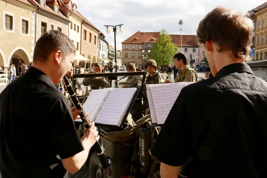 7.5.2015 / Vernisáž, improvizovaný koncert, Prachatické muzeum, Velké náměstí, Prachatice