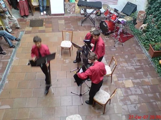27.6.2007 / Koncert na dvorku, hudební škola, Prachatice